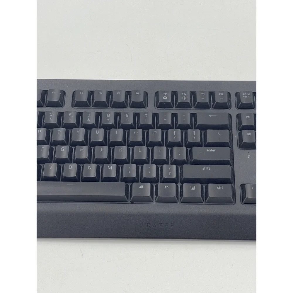 Razer Cynosa V2 Full Size Wired Membrane Gaming Keyboard w/ Chroma RGB Backlight